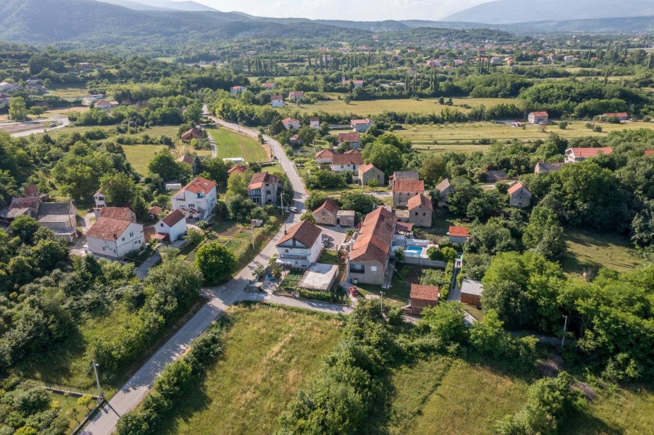 Holiday House Mala Sinj Exteriör bild